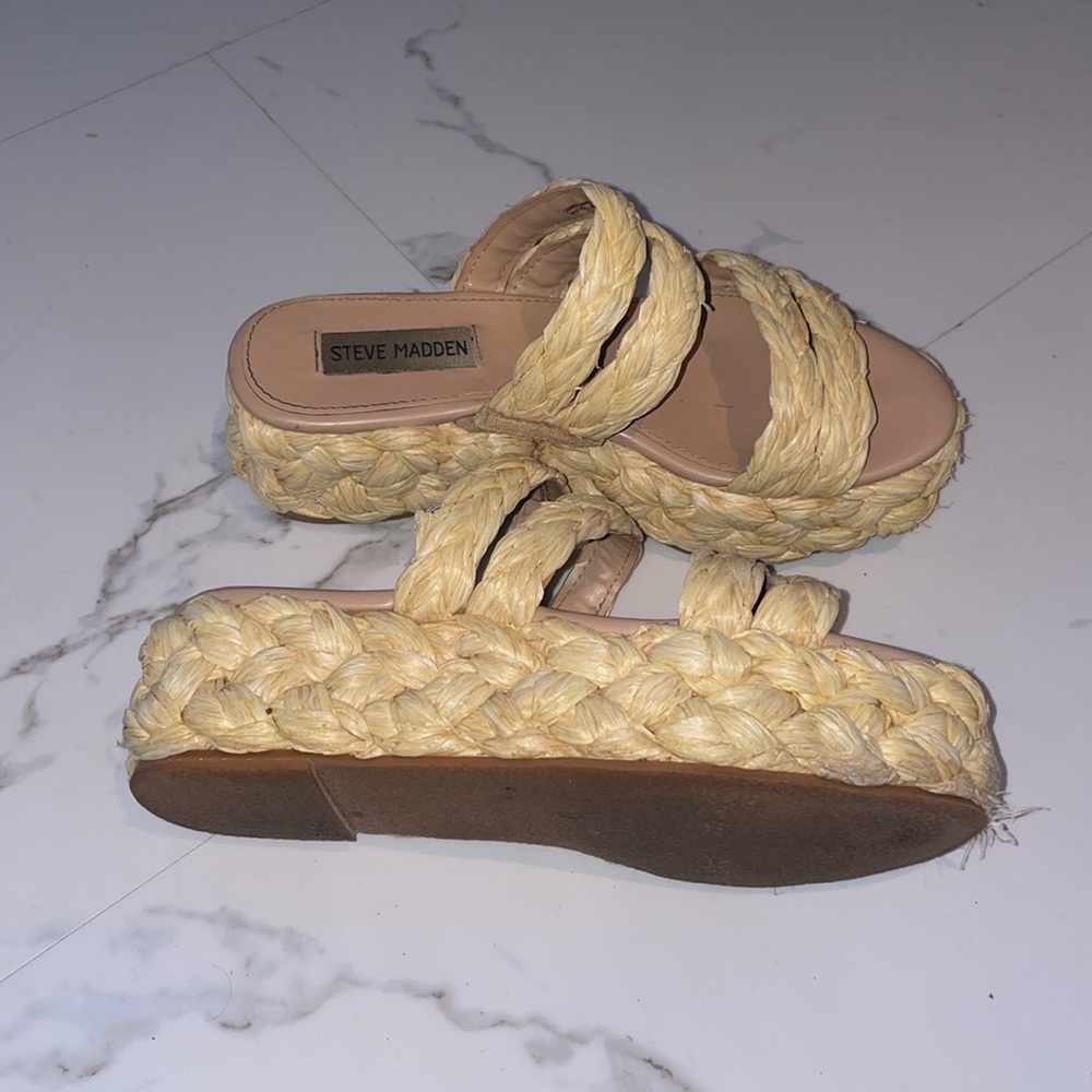 Steve Madden Yellow Braided Platform Sandals - Picture 4 of 4